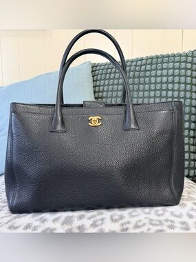 Chanel Executive cert tote caviar leather with gold hardware